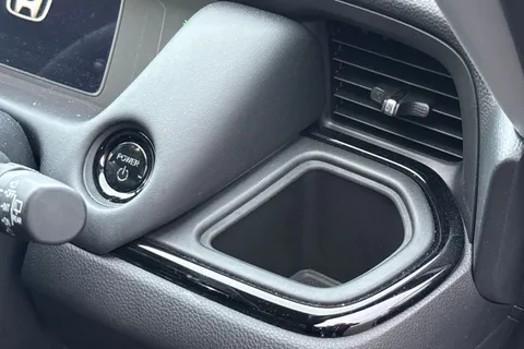 MV25DXJ Honda Jazz 1.5 i-MMD Hybrid Crosstar Advance 5dr eCVT Thumbnail #30