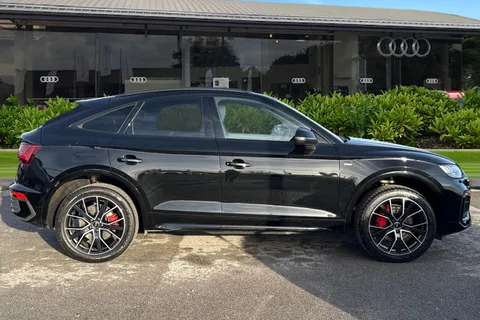 PN73OCX Audi Q5 Edition 1 40 TDI quattro 204 PS S tronic Thumbnail #4