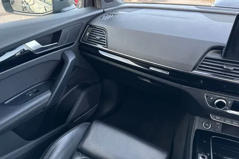 PN73OCX Audi Q5 Edition 1 40 TDI quattro 204 PS S tronic Thumbnail #21