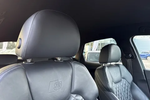 PN73OCX Audi Q5 Edition 1 40 TDI quattro 204 PS S tronic Thumbnail #25