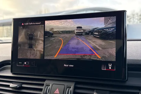 PN73OCX Audi Q5 Edition 1 40 TDI quattro 204 PS S tronic Thumbnail #40