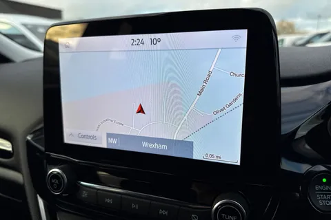 DU22WWE Ford Fiesta 1.0T EcoBoost MHEV Titanium Euro 6 (s/s) 5dr Thumbnail #12