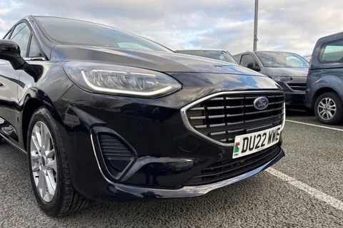 DU22WWE Ford Fiesta 1.0T EcoBoost MHEV Titanium Euro 6 (s/s) 5dr Thumbnail #17