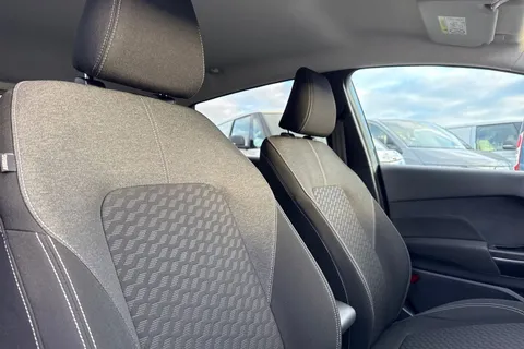 DU22WWE Ford Fiesta 1.0T EcoBoost MHEV Titanium Euro 6 (s/s) 5dr Thumbnail #21