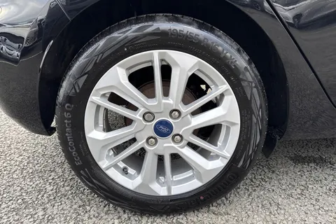 DU22WWE Ford Fiesta 1.0T EcoBoost MHEV Titanium Euro 6 (s/s) 5dr Thumbnail #24