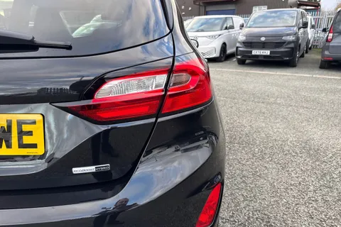 DU22WWE Ford Fiesta 1.0T EcoBoost MHEV Titanium Euro 6 (s/s) 5dr Thumbnail #26