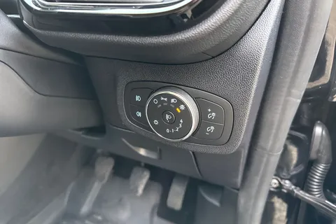 DU22WWE Ford Fiesta 1.0T EcoBoost MHEV Titanium Euro 6 (s/s) 5dr Thumbnail #34