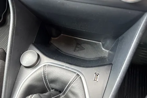 DU22WWE Ford Fiesta 1.0T EcoBoost MHEV Titanium Euro 6 (s/s) 5dr Thumbnail #36