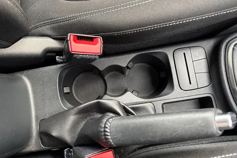 DU22WWE Ford Fiesta 1.0T EcoBoost MHEV Titanium Euro 6 (s/s) 5dr Thumbnail #37