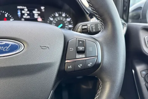 DU22WWE Ford Fiesta 1.0T EcoBoost MHEV Titanium Euro 6 (s/s) 5dr Thumbnail #42