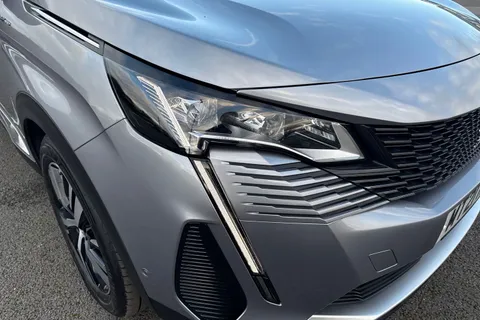 MT21HFM PEUGEOT 3008 1.6 13.2kWh GT Premium e-EAT Euro 6 (s/s) 5dr Thumbnail #10