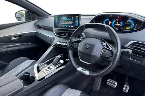 MT21HFM PEUGEOT 3008 1.6 13.2kWh GT Premium e-EAT Euro 6 (s/s) 5dr Thumbnail #15