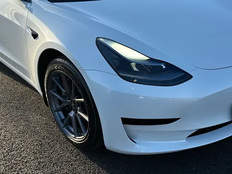 MC23PFK Tesla Model 3 Auto RWD 4dr Thumbnail #17