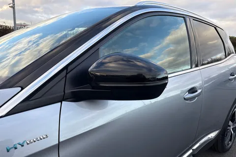 MT21HFM PEUGEOT 3008 1.6 13.2kWh GT Premium e-EAT Euro 6 (s/s) 5dr Thumbnail #29