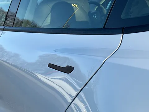 MC23PFK Tesla Model 3 Auto RWD 4dr Thumbnail #29