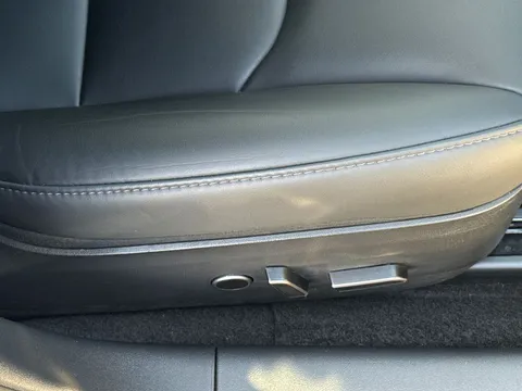 MC23PFK Tesla Model 3 Auto RWD 4dr Thumbnail #33