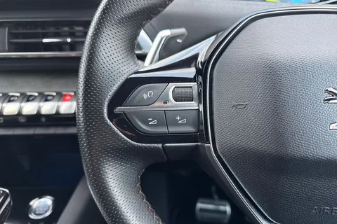 MT21HFM PEUGEOT 3008 1.6 13.2kWh GT Premium e-EAT Euro 6 (s/s) 5dr Thumbnail #40