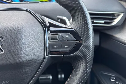 MT21HFM PEUGEOT 3008 1.6 13.2kWh GT Premium e-EAT Euro 6 (s/s) 5dr Thumbnail #41