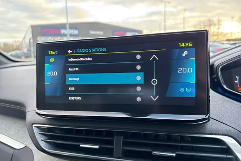 MT21HFM PEUGEOT 3008 1.6 13.2kWh GT Premium e-EAT Euro 6 (s/s) 5dr Thumbnail #47