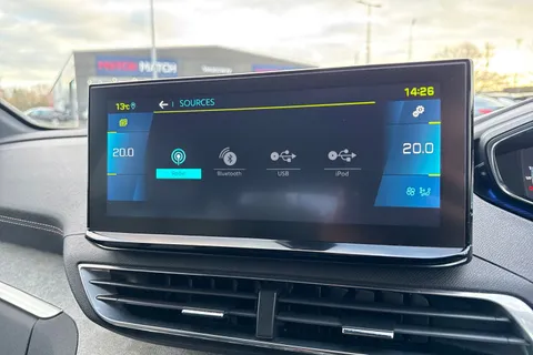 MT21HFM PEUGEOT 3008 1.6 13.2kWh GT Premium e-EAT Euro 6 (s/s) 5dr Thumbnail #48