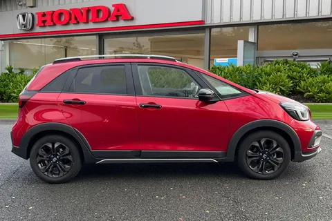 MV25DXZ Honda Jazz 1.5 i-MMD Hybrid Crosstar Advance 5dr eCVT Thumbnail #4