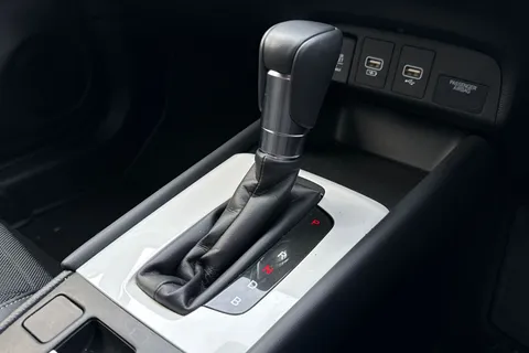 MV25DXZ Honda Jazz 1.5 i-MMD Hybrid Crosstar Advance 5dr eCVT Thumbnail #22