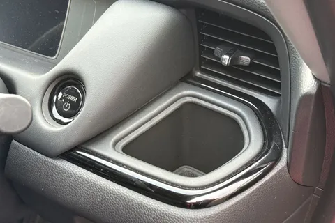 MV25DXZ Honda Jazz 1.5 i-MMD Hybrid Crosstar Advance 5dr eCVT Thumbnail #31