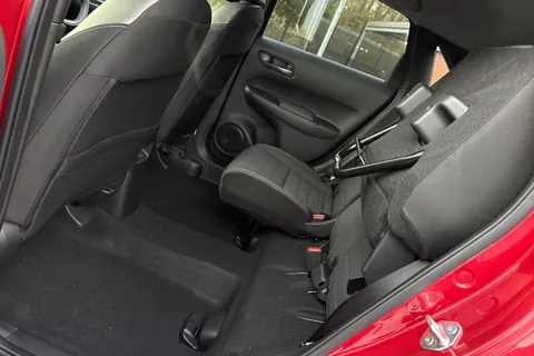 MV25DXZ Honda Jazz 1.5 i-MMD Hybrid Crosstar Advance 5dr eCVT Thumbnail #35