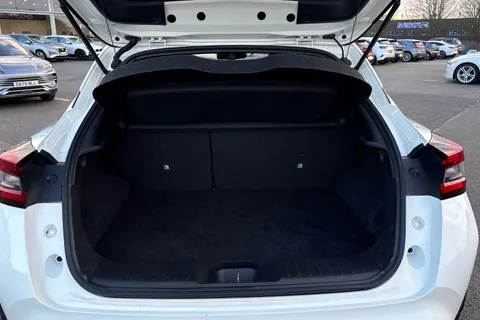 PK72YCP Nissan Juke 1.0 DIG-T N-Connecta DCT Auto Euro 6 (s/s) 5dr Thumbnail #8