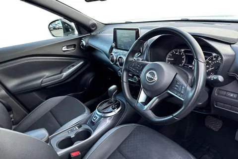 PK72YCP Nissan Juke 1.0 DIG-T N-Connecta DCT Auto Euro 6 (s/s) 5dr Thumbnail #15