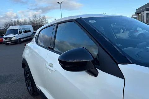 PK72YCP Nissan Juke 1.0 DIG-T N-Connecta DCT Auto Euro 6 (s/s) 5dr Thumbnail #29