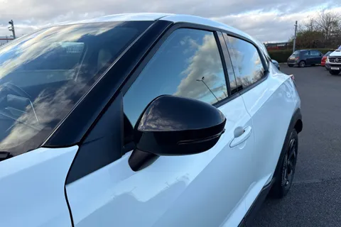 PK72YCP Nissan Juke 1.0 DIG-T N-Connecta DCT Auto Euro 6 (s/s) 5dr Thumbnail #30