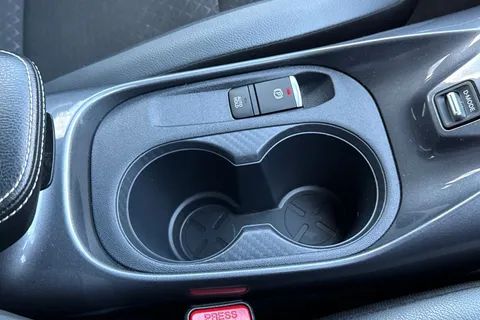 PK72YCP Nissan Juke 1.0 DIG-T N-Connecta DCT Auto Euro 6 (s/s) 5dr Thumbnail #55