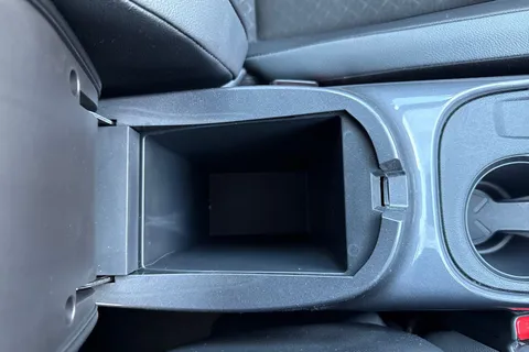 PK72YCP Nissan Juke 1.0 DIG-T N-Connecta DCT Auto Euro 6 (s/s) 5dr Thumbnail #57