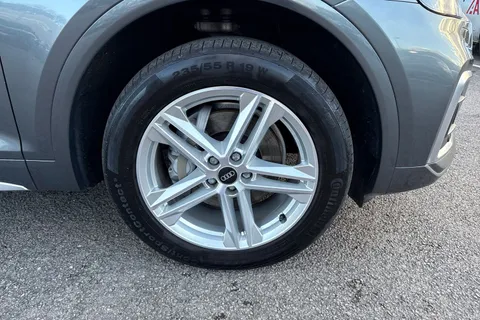 DA22AZZ Audi Q5 S line 40 TDI quattro 204 PS S tronic Thumbnail #11