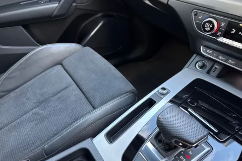 DA22AZZ Audi Q5 S line 40 TDI quattro 204 PS S tronic Thumbnail #19