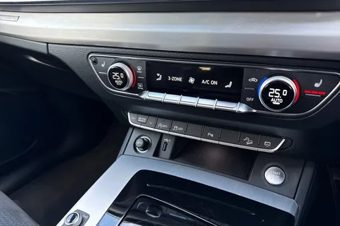 DA22AZZ Audi Q5 S line 40 TDI quattro 204 PS S tronic Thumbnail #21