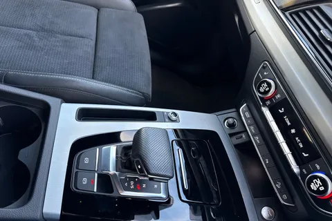 DA22AZZ Audi Q5 S line 40 TDI quattro 204 PS S tronic Thumbnail #22