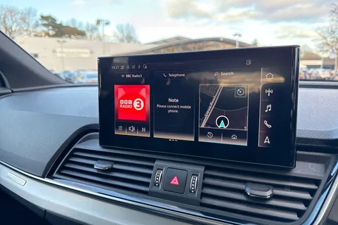 DA22AZZ Audi Q5 S line 40 TDI quattro 204 PS S tronic Thumbnail #31