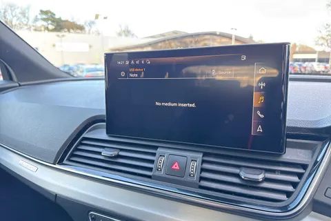 DA22AZZ Audi Q5 S line 40 TDI quattro 204 PS S tronic Thumbnail #35