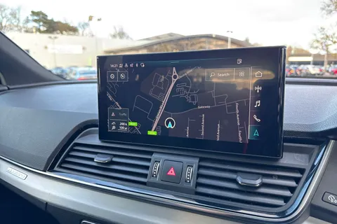 DA22AZZ Audi Q5 S line 40 TDI quattro 204 PS S tronic Thumbnail #38