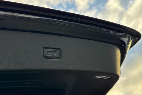 PN75GWG Audi SQ8 SUV  Black Edition TFSI  507 PS tiptronic Thumbnail #28