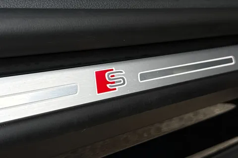 PN75GWG Audi SQ8 SUV  Black Edition TFSI  507 PS tiptronic Thumbnail #33