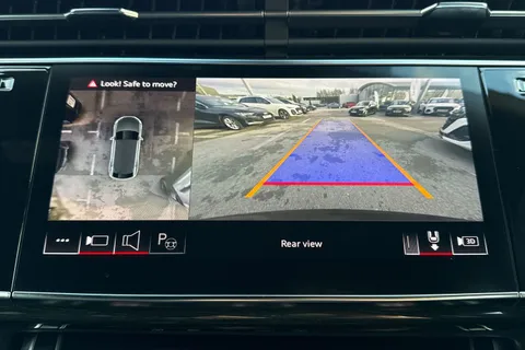 PN75GWG Audi SQ8 SUV  Black Edition TFSI  507 PS tiptronic Thumbnail #40