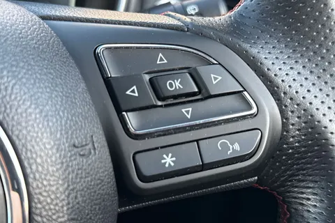 CE72DZV MG Mg Hs 1.5 T-GDI Excite Euro 6 (s/s) 5dr Thumbnail #39