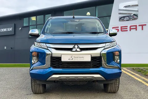 WM69NZO Mitsubishi L200 2.2 DI-D DC Barbarian 4WD Euro 6 (s/s) 4dr Thumbnail #7