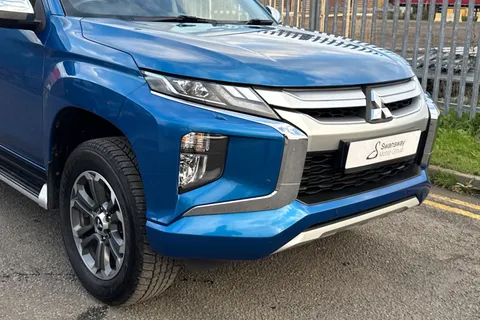 WM69NZO Mitsubishi L200 2.2 DI-D DC Barbarian 4WD Euro 6 (s/s) 4dr Thumbnail #10