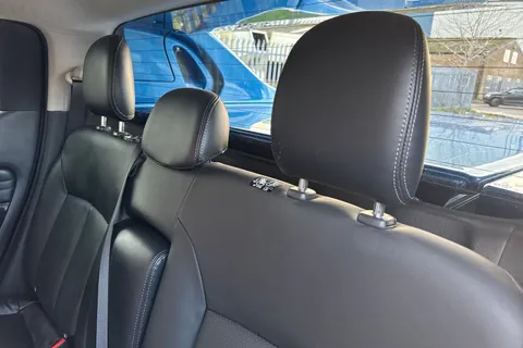 WM69NZO Mitsubishi L200 2.2 DI-D DC Barbarian 4WD Euro 6 (s/s) 4dr Thumbnail #20