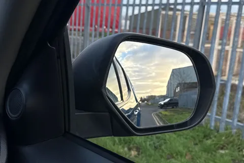 WM69NZO Mitsubishi L200 2.2 DI-D DC Barbarian 4WD Euro 6 (s/s) 4dr Thumbnail #22