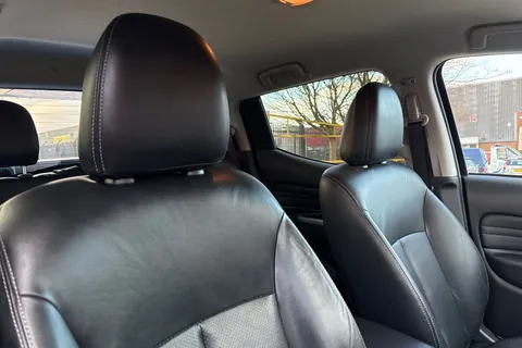 WM69NZO Mitsubishi L200 2.2 DI-D DC Barbarian 4WD Euro 6 (s/s) 4dr Thumbnail #25